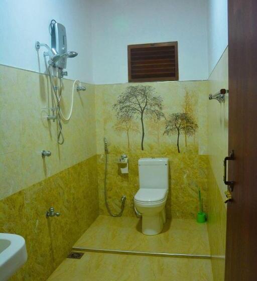 Номер Стандарт Вид на Море с Балконом, Shehani Beach Bungalow