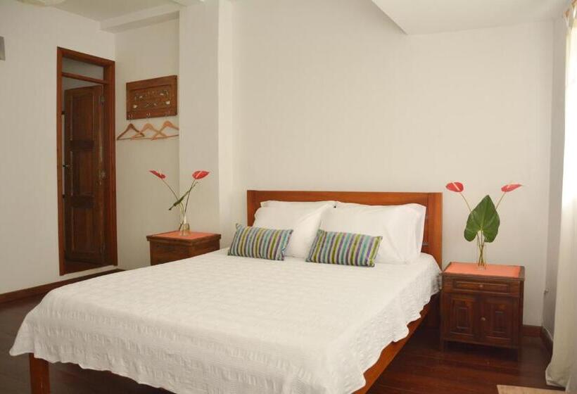 Номер Deluxe с Балконом, Casa Hotel Jardin Azul