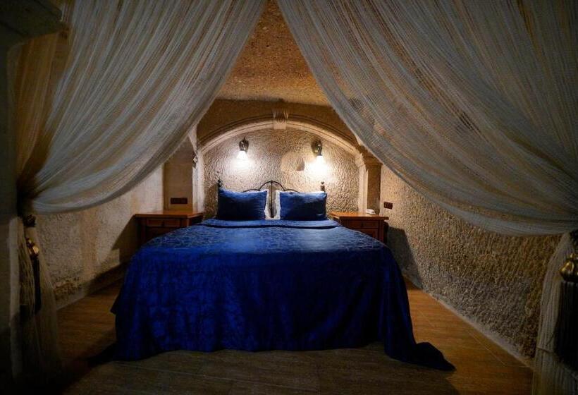 Трехместный Номер Deluxe, Holiday Cave