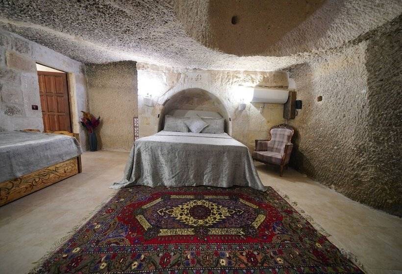 Номер Стандарт, Holiday Cave