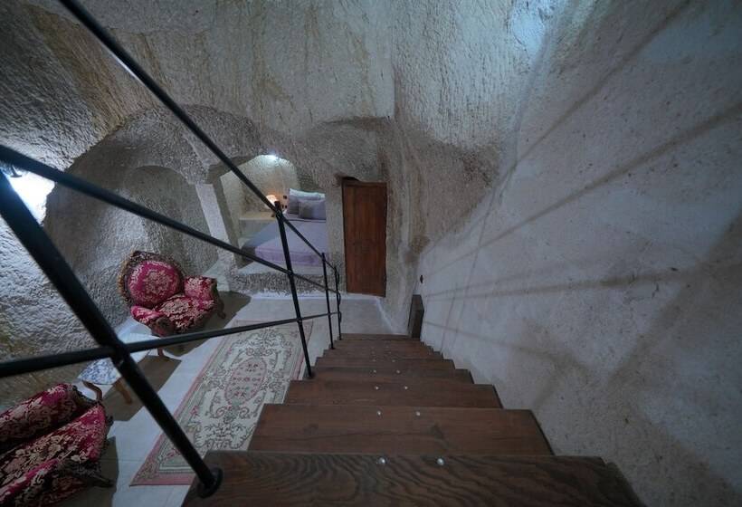 Номер Стандарт, Holiday Cave