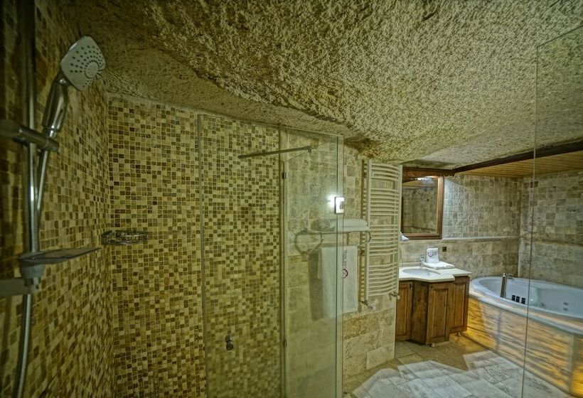 Трехместный Номер Deluxe, Holiday Cave