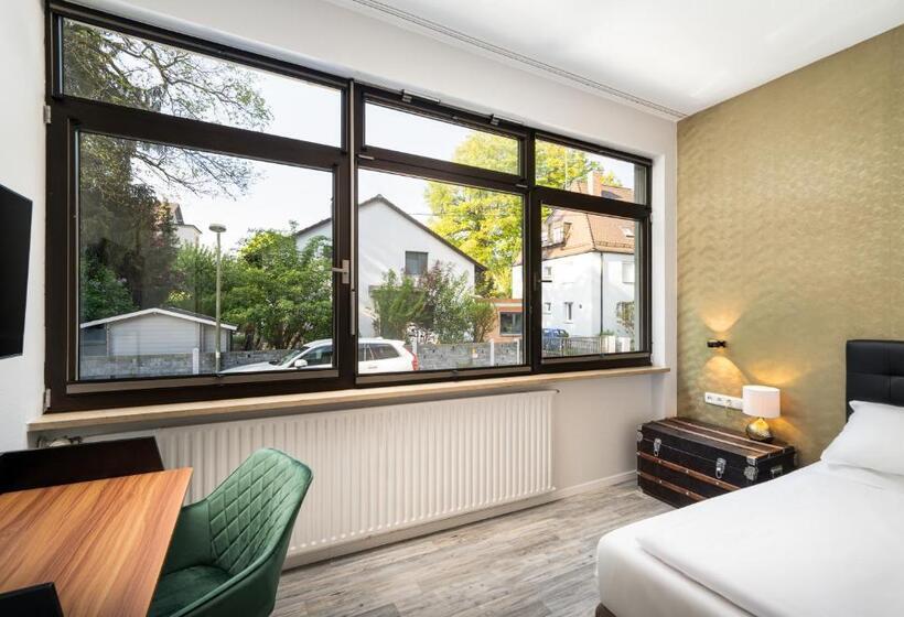 اتاق استاندارد یک نفره, Arthotel Ana Gold