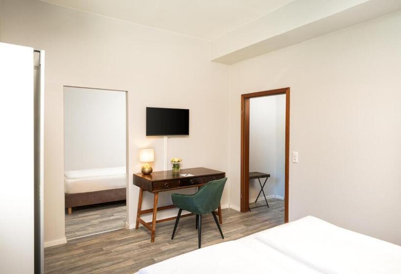 اتاق استاندارد سه نفره, Arthotel Ana Gold