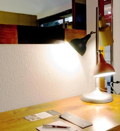 اتاق استاندارد چهار تخته, Arthotel Ana Gold