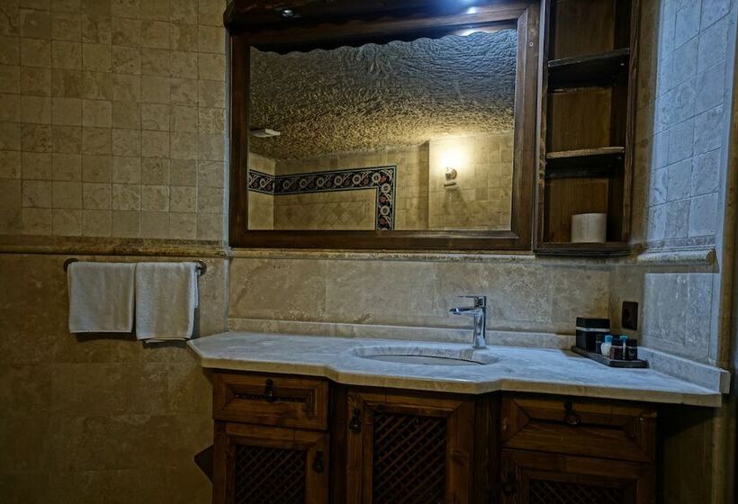 Номер Стандарт, Holiday Cave