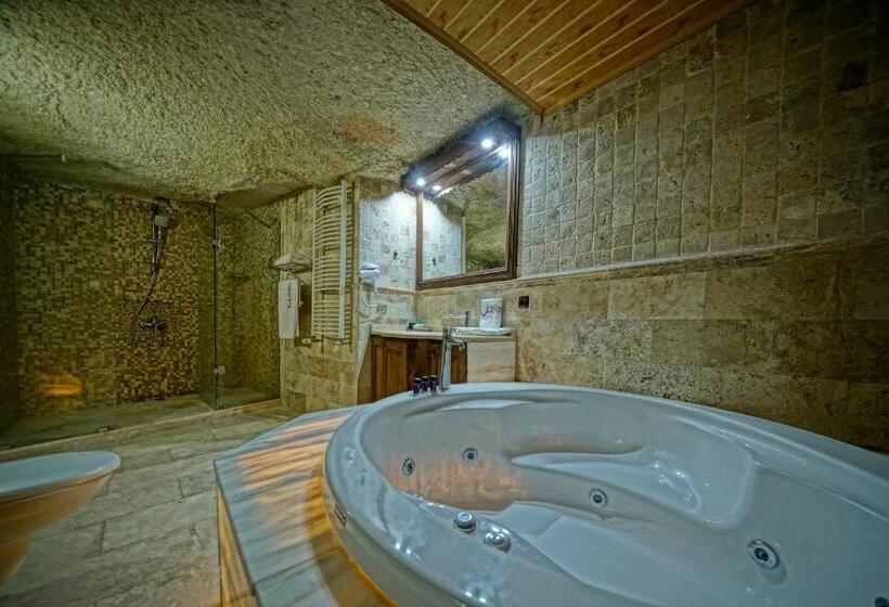 Трехместный Номер Deluxe, Holiday Cave