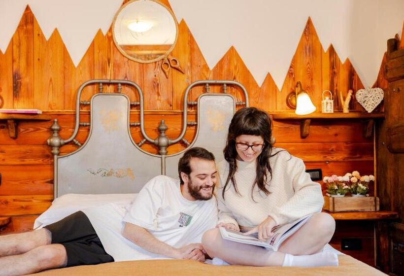 Семейный Номер, &restaurant Armanac De Toubie
