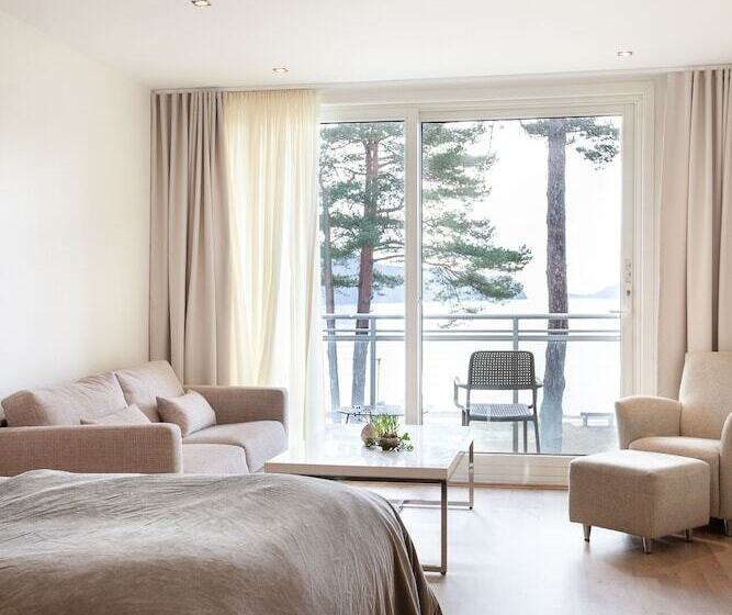 家庭间, Rosfjord Strand