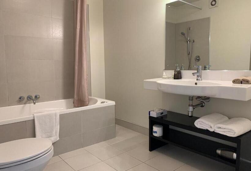 Апартаменты 2 Спальни, Salerno Motel Apartments