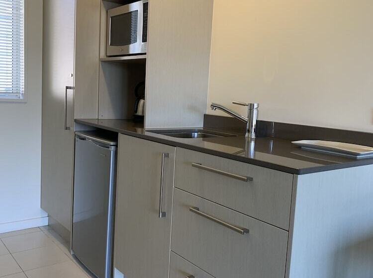 Студия Стандарт, Salerno Motel Apartments