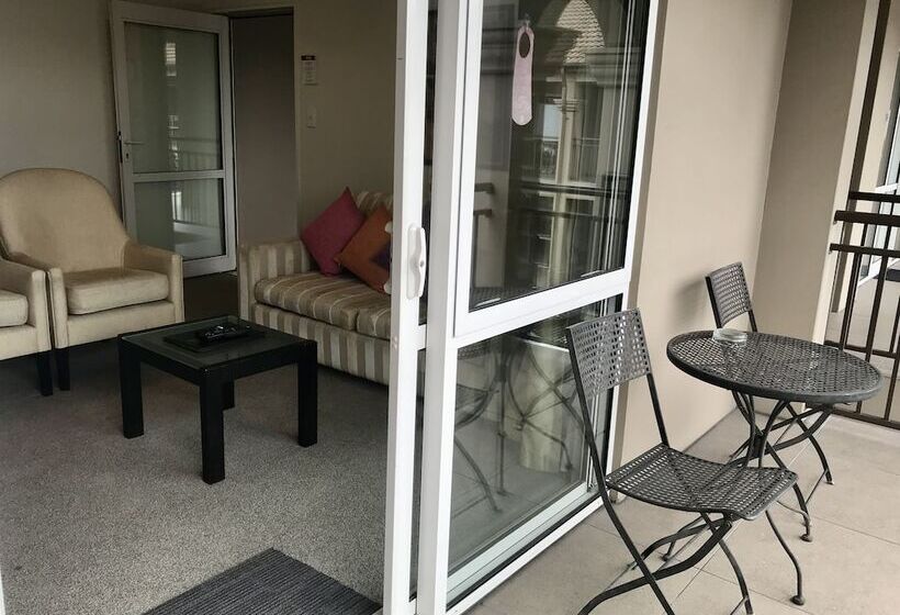 Люкс Повышенной Комфортности, Salerno Motel Apartments