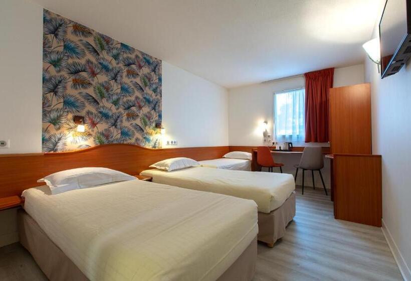 Номер Стандарт Трехместный, Deltour Hotel Le Puy En Velay