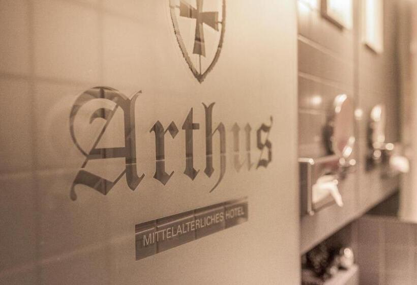חדר סטנדרט, Arthus