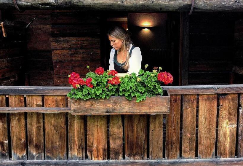 Трехместный Номер Superior, Chalet Hotel Svizzero