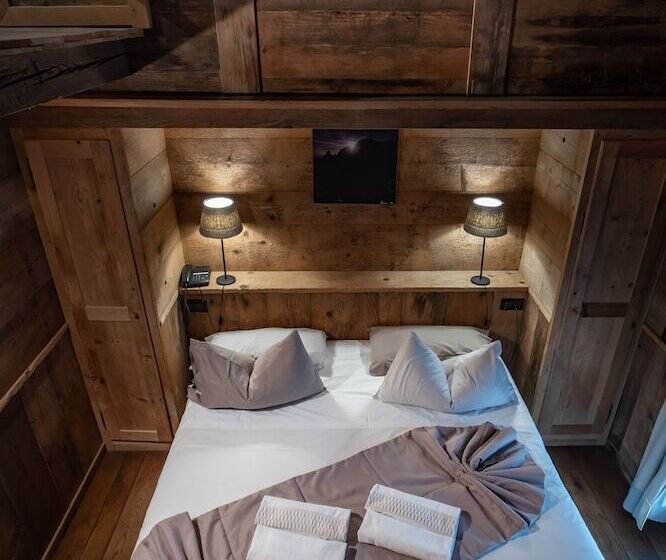 Номер Стандарт Трехместный, Chalet Hotel Svizzero