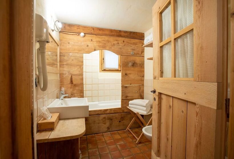 Семейный Номер, Chalet Hotel Svizzero