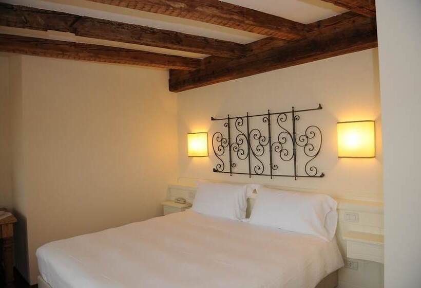 اتاق لوکس سه تخته, Relais Vecchio Maso