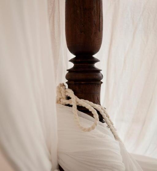 اتاق استاندارد یک نفره, Quartara Boutique