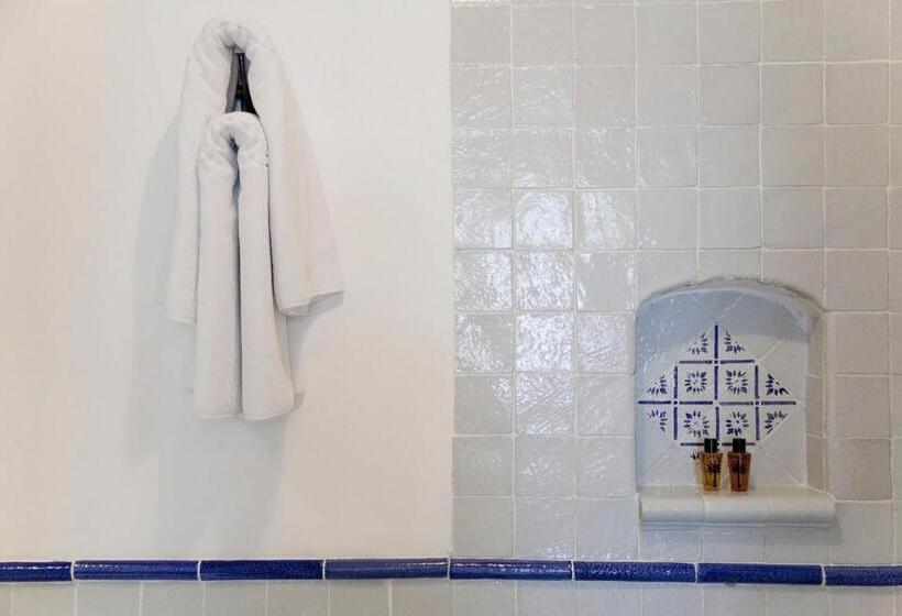 اتاق استاندارد, Quartara Boutique