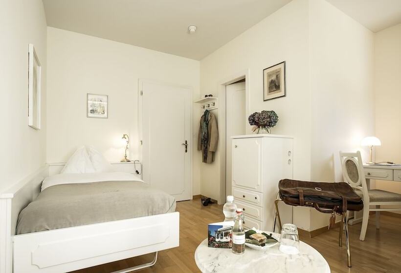 Номер Стандарт Индивидуальный, Romantik Hotel Schweizerhof & Spa