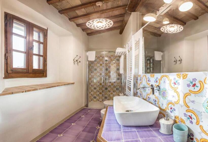Quarto Triplo Standart, Agriturismo Il Segreto Di Pietrafitta
