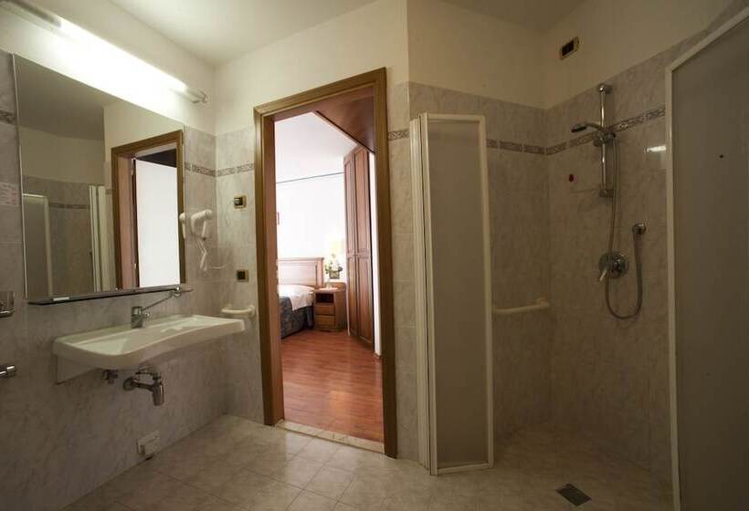 Номер Стандарт, Albergo La Lanterna