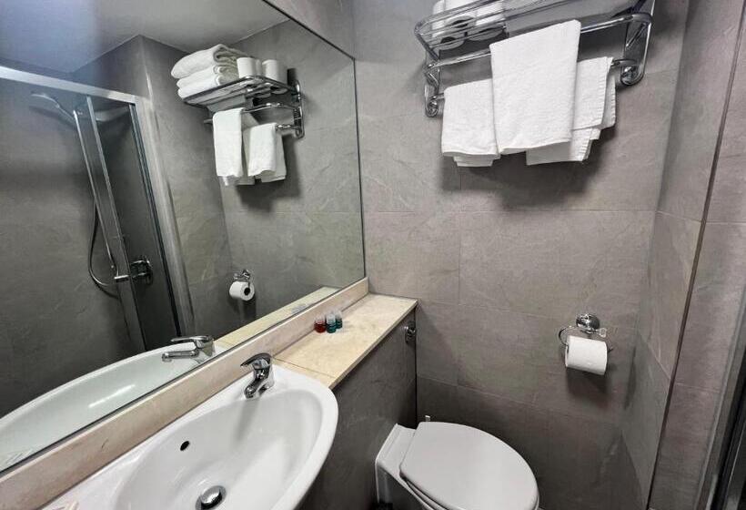Номер Стандарт Трехместный, Cavendish