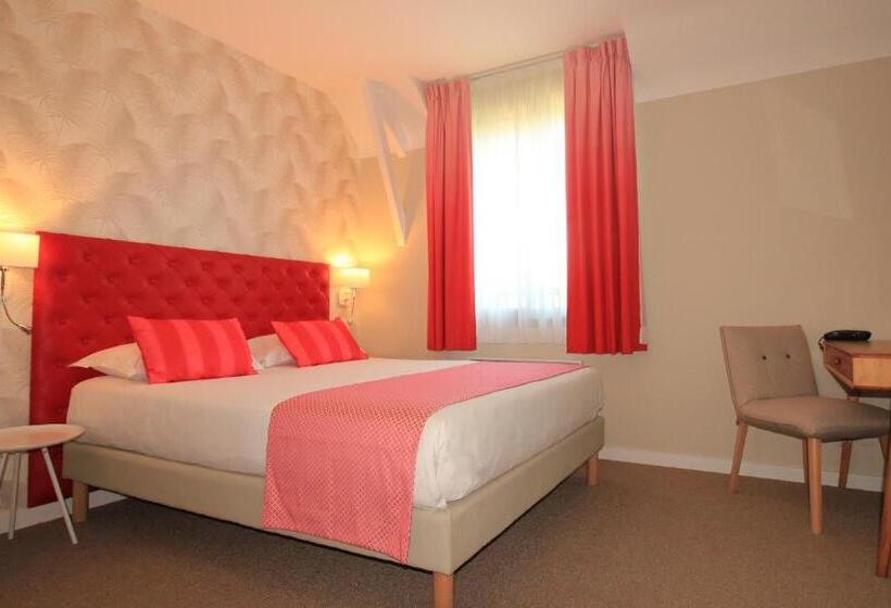 Семейный Номер, Logis Hôtel Lodge La Valette