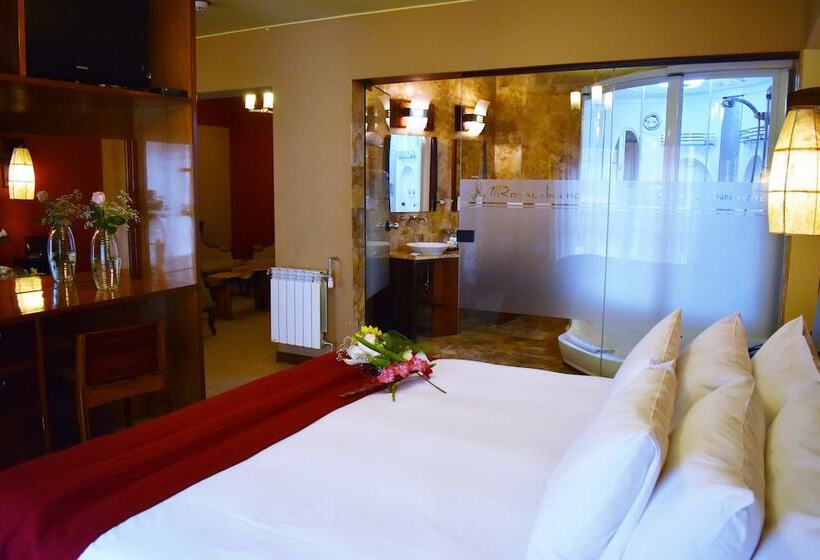 Королевский Люкс, Royal Inn Hotel Puno