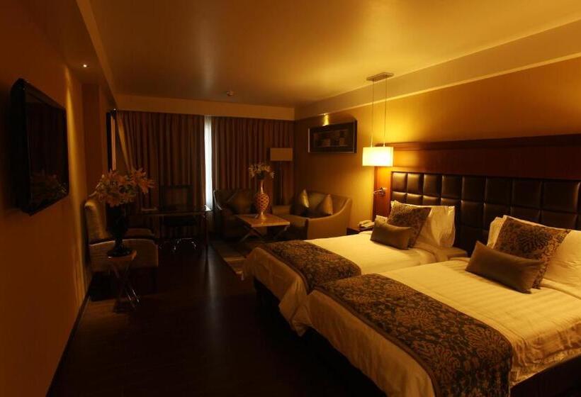 高级大房间, Paradigm Sarovar Portico Kakinada