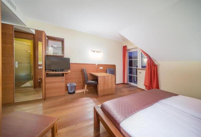 اتاق استاندارد, Wellness Hotel Kager Harkány