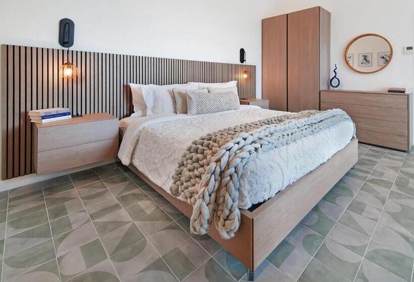 اتاق استاندارد با چشم‌انداز باغ, Cobalt Coast Resort
