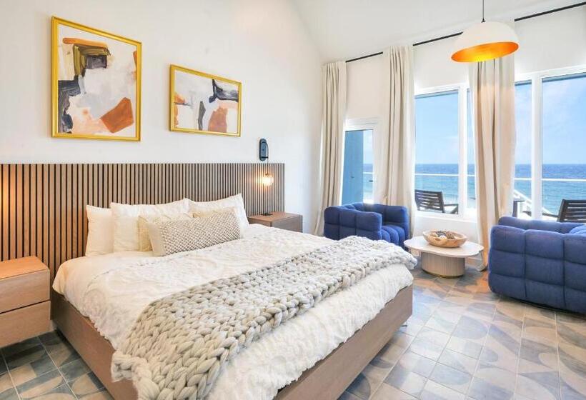 استودیو استاندارد با تخت کینگ, Cobalt Coast Resort