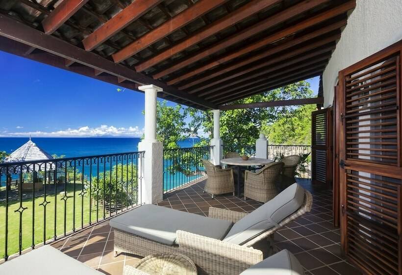 سوییت با چشم‌انداز دریا, Cap Maison Resort & Spa