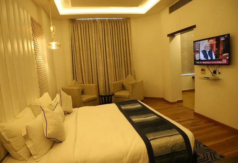 Pokój Club, Natraj  Rishikesh