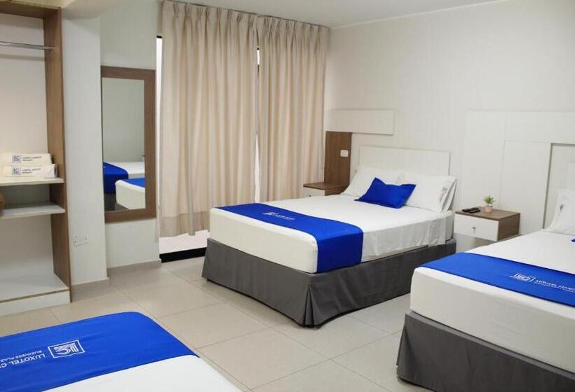 اتاق راحتی سه تخته, Luxotel Chincha