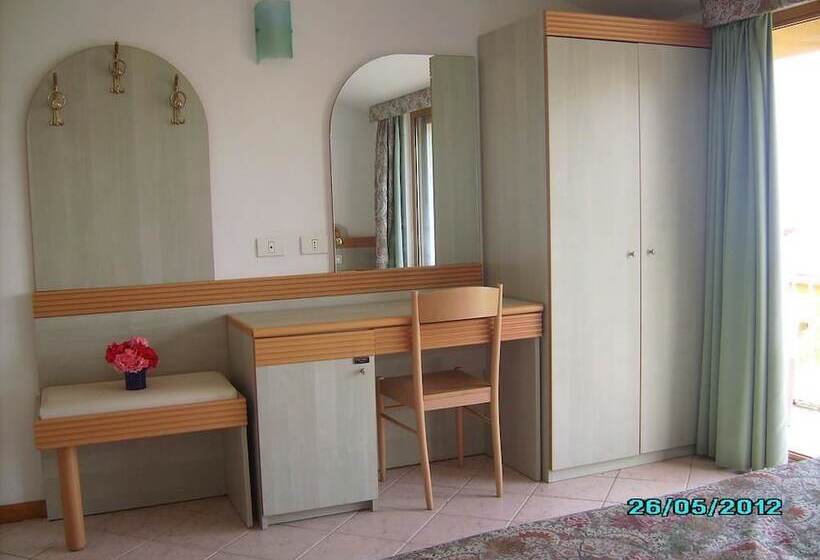 Номер Стандарт, Cala Petrosa Resort
