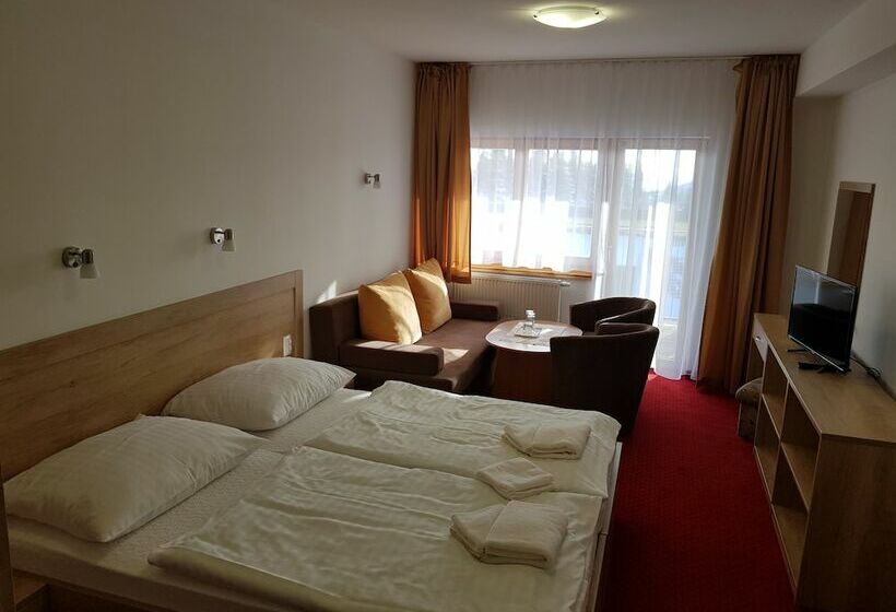 Quarto Estandar, Toliar
