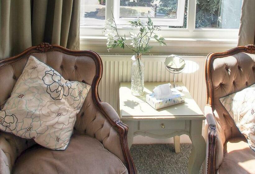 Номер Стандарт, Leaded Light Guest House