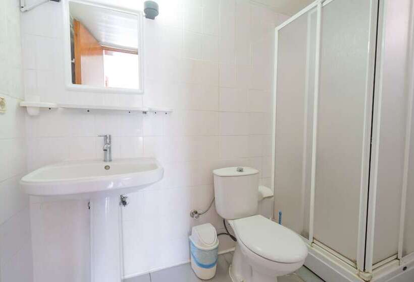 اتاق استاندارد با چشم‌انداز باغ, Göncü Apart Otel