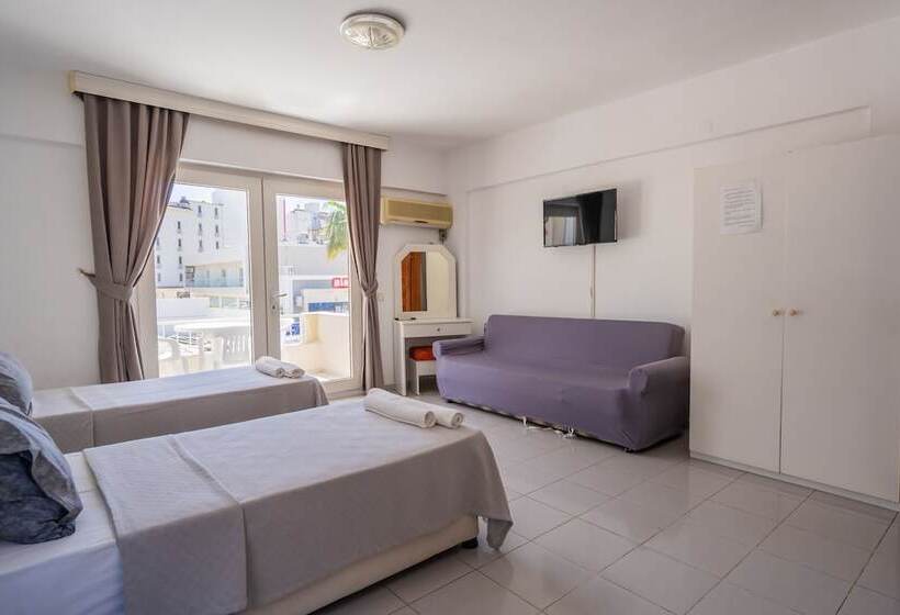 اتاق استاندارد با چشم‌انداز باغ, Göncü Apart Otel