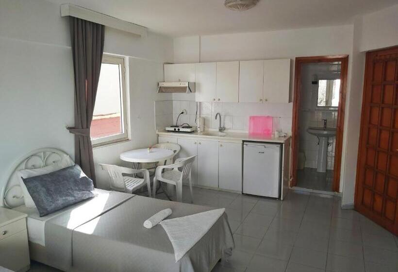 استودیوی استاندارد, Göncü Apart Otel