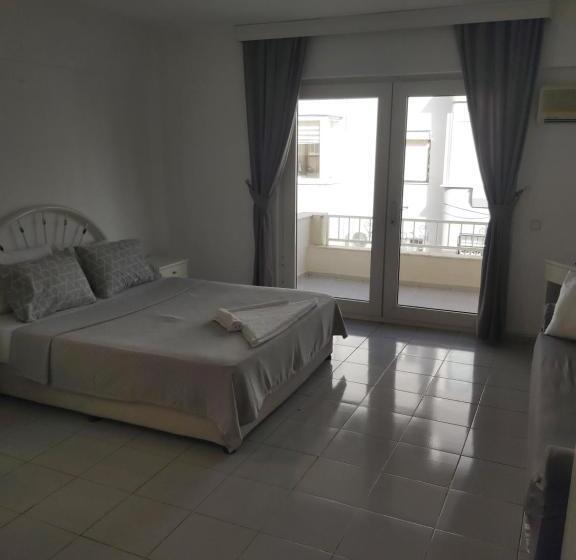 اتاق استاندارد با چشم‌انداز باغ, Göncü Apart Otel