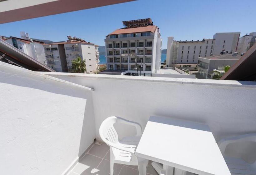 اتاق استاندارد سه نفره, Göncü Apart Otel