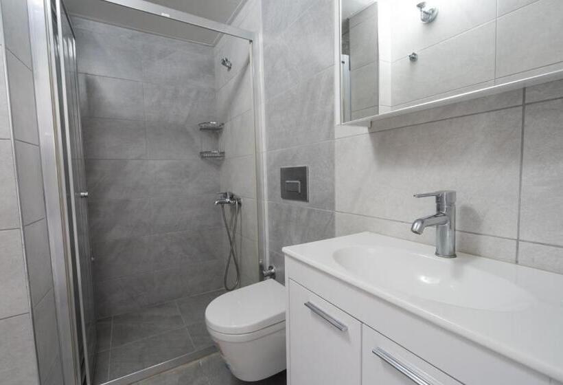 اتاق استاندارد سه نفره, Göncü Apart Otel