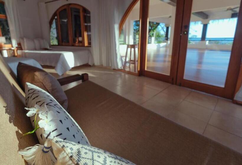 استودیوی لوکس, Casas Kismet