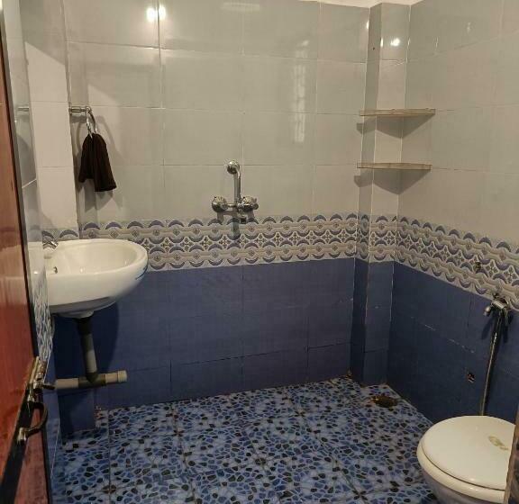 חדר דלוקס, Bunknbrew