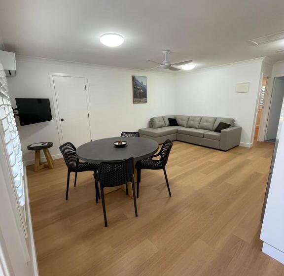 Апартаменты 1 Спальня, Seashells Beachfront Resort
