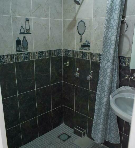 Quarto Estandar, 12 Venator House Boutique